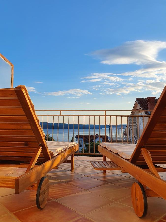 Relaxing Seaview Apartment Barac On Separated Floor Crikvenica Luaran gambar